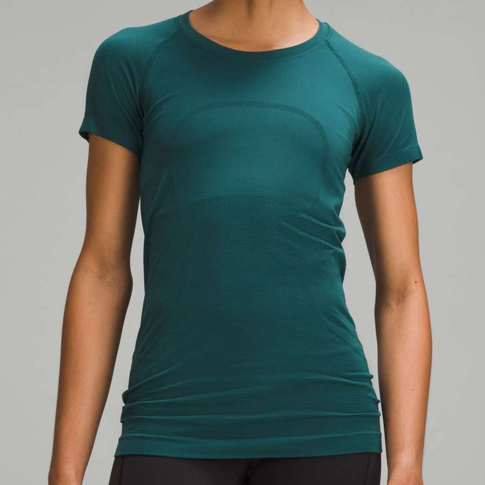 Lululemon Swiftly Tech Short Sleeve Top in Storm Teal